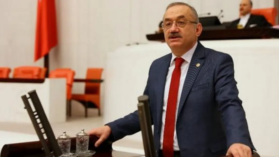 İYİ Partili milletvekillinden dikkat çeken açıklama: 11 aylık yeğeninin eli ve ayakları Suriyeliler yüzünden kesilmiş!