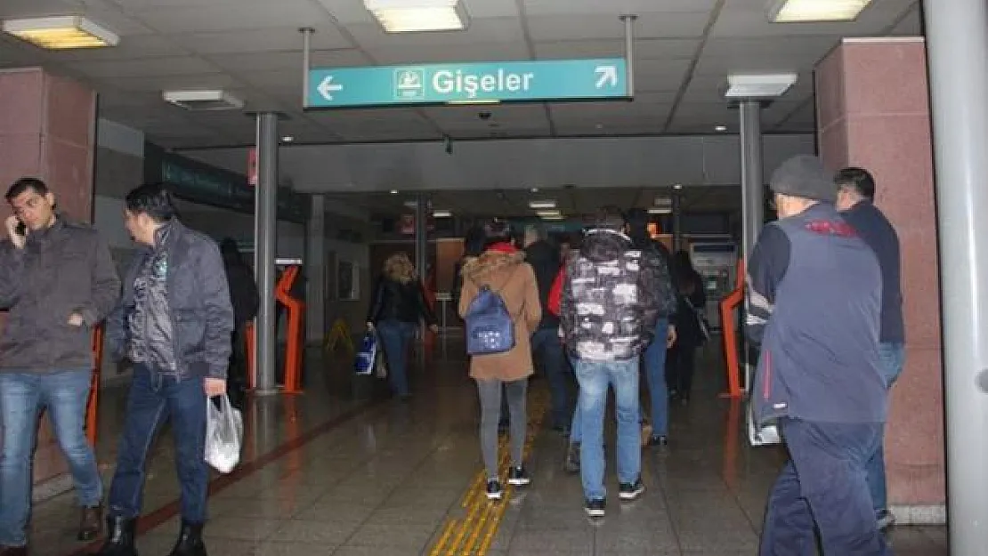 İZBAN seferleri tamamen durdu!