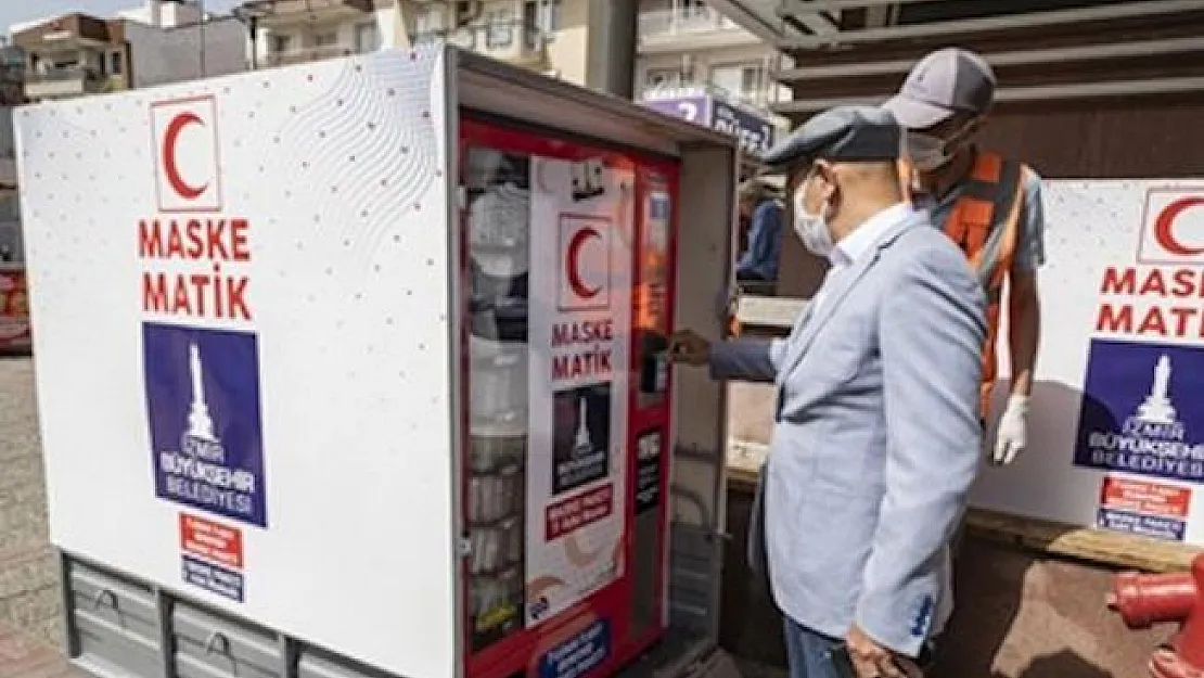 İzmir Büyükşehir Belediyesi her hafta 5 adet ücretsiz maske veriyor!