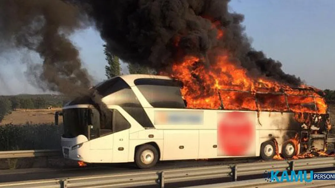İzmir- Manisa Yolunda Yolcu Otobüsü Yandı! Ambulans ve İtfaiye Sevk Edildi!