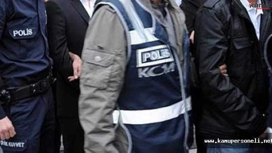 İzmir'de 20 FETÖ Zanlısı Polis Tutuklandı