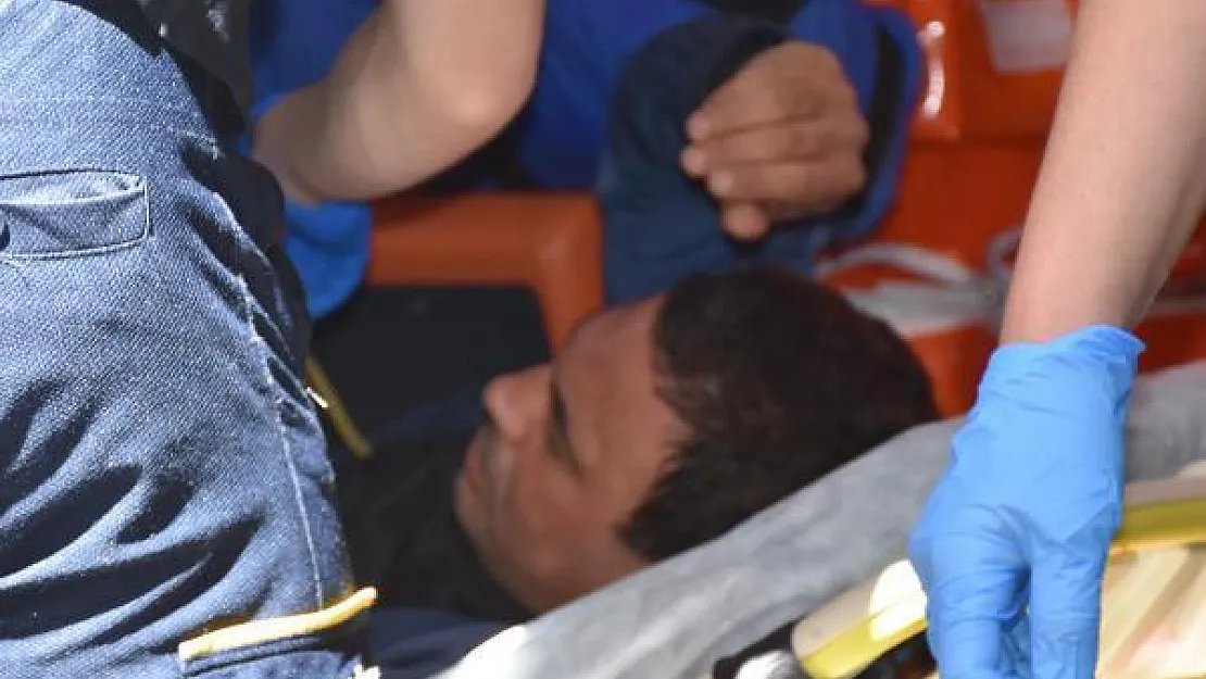 İzmir'de cinayet! Eşini öldürüp fare zehri içti