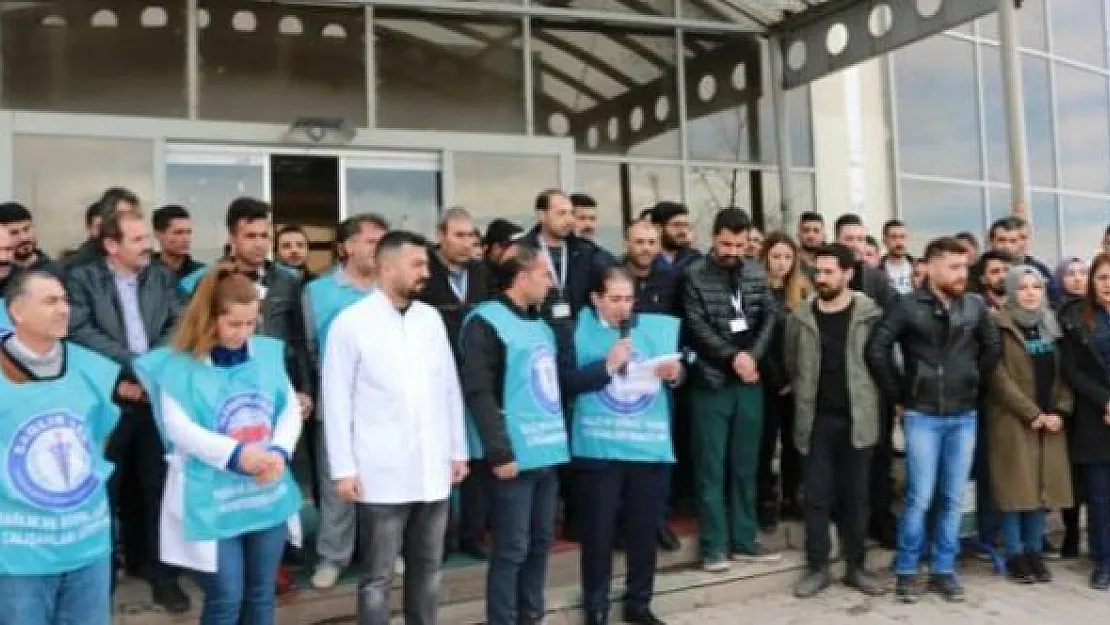 İzmir'de sağlık çalışanları ayaklanacak! Ameliyata girmeme eylemi yapılacak!