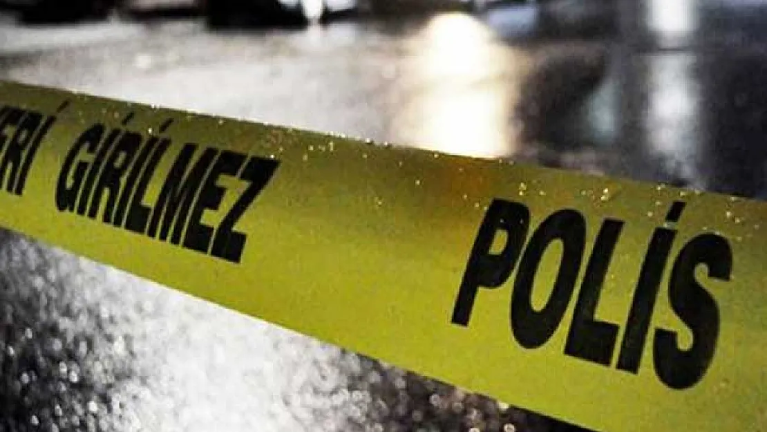 İzmit'te Akıl Donduran Olay: 16 Yaşındaki Oğlunun Gözü Önünde Annesine...