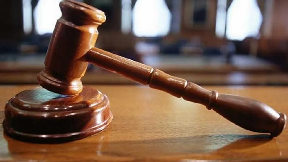 Kadın Avukata Bürosunda Sözlü Ve Fiziki Saldırıda Bulunduklarını İddiası