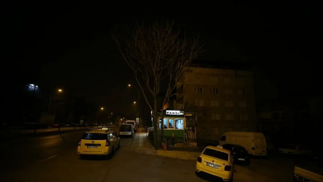 Kadın yolcunun çaldığı taksiyle kaçmaya çalıştığı iddiası