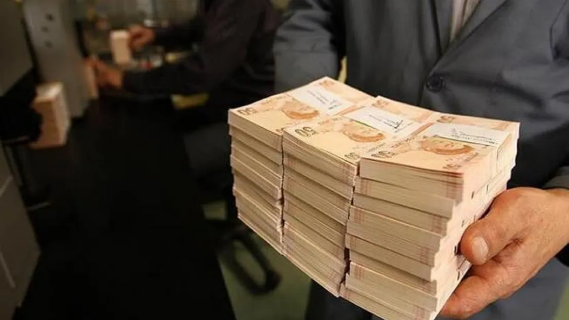 Kamu bankası kamu personellerine 36 ay vade ile 100 bin lira veriyor