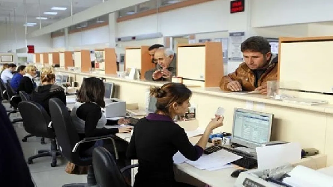 Kamu mesai saatleri açıklandı! 30 Haziran'a kadar geçerli olacak!