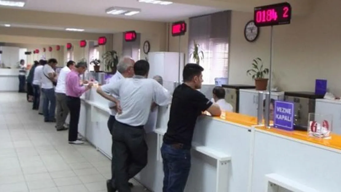 Kamuda Akşam Mesaisi Başlıyor ! Memurlar Öğlen Mesaiye Başlayabilecek