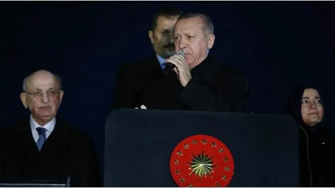 Kanal İstanbul projesinde Cumhurbaşkanı Erdoğan son noktayı koydu : İsteseniz de istemeseniz de yapılacak!