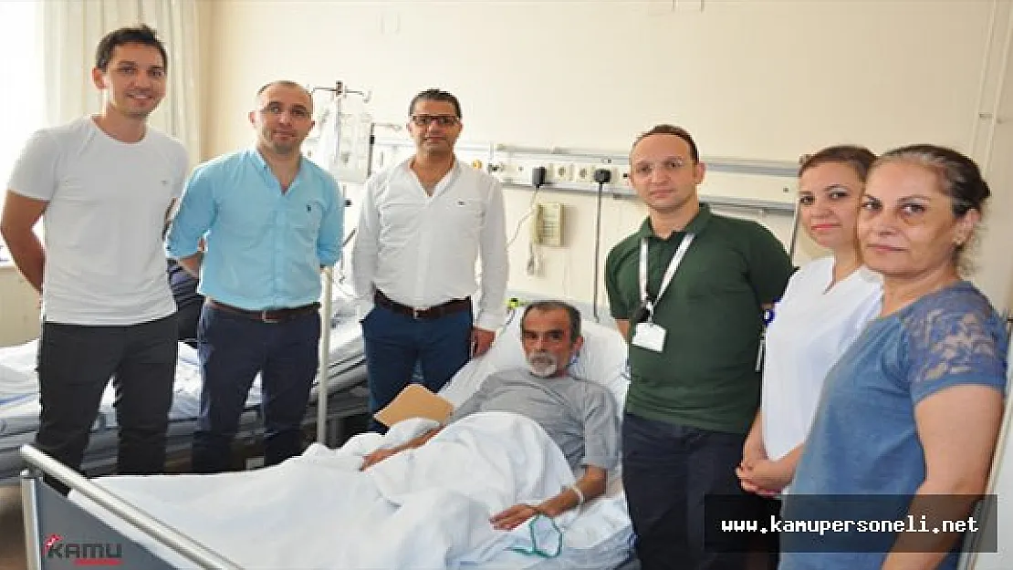 Karnından 125 Santimetrelik Ur Çıktı