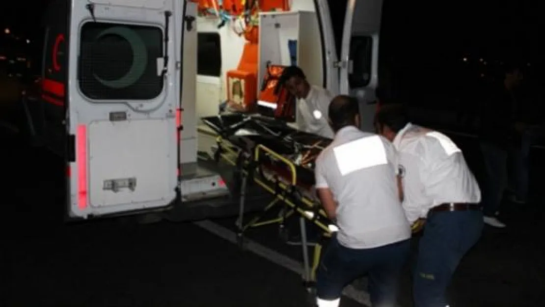 Kars'ta Korkunç Trafik Kazası ! Çok Sayıda Yaralı Var