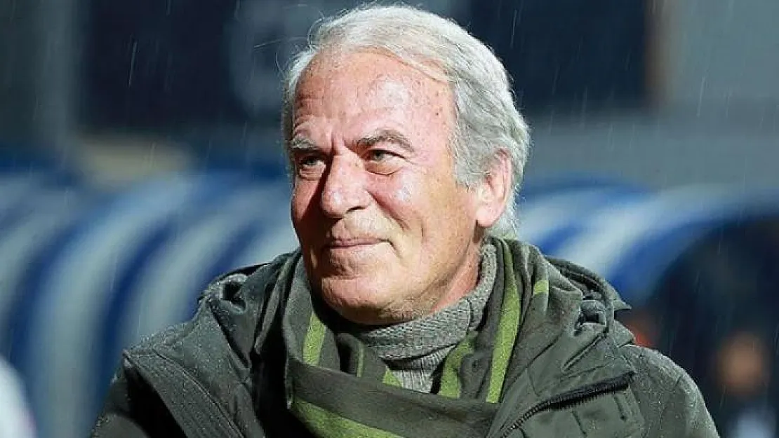 Kasımpaşa, Mustafa Denizli'nin sözleşmesini uzattı