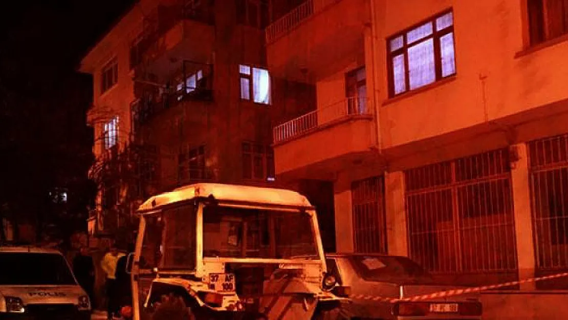Kastamonu'nun Taşköprü ilçesinde eşini vuran şahıs daha sonra kendini vurarak intihar etti!