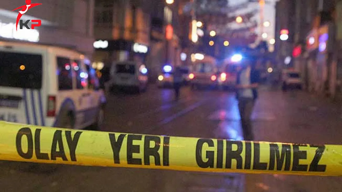 Kavga Edenleri Ayırmaya Çalışan Polis Memuru Tartaklandı!