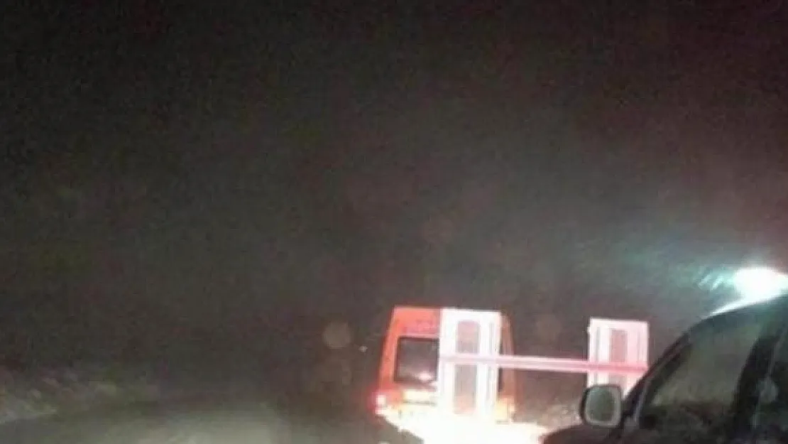 Kayak Merkezinde Olumsuz Hava Koşulları: Yaklaşık 100 Kişi Mahsur Kaldı