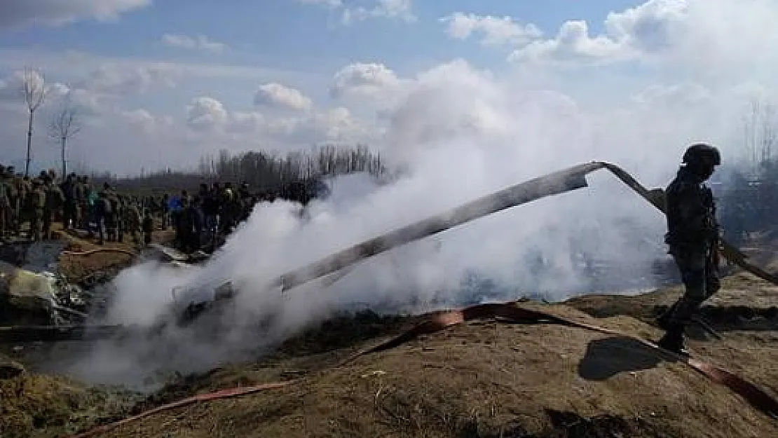 Keşmir'de Bombalı Saldırı- Çok Sayıda Ölü Ve Yaralı Var