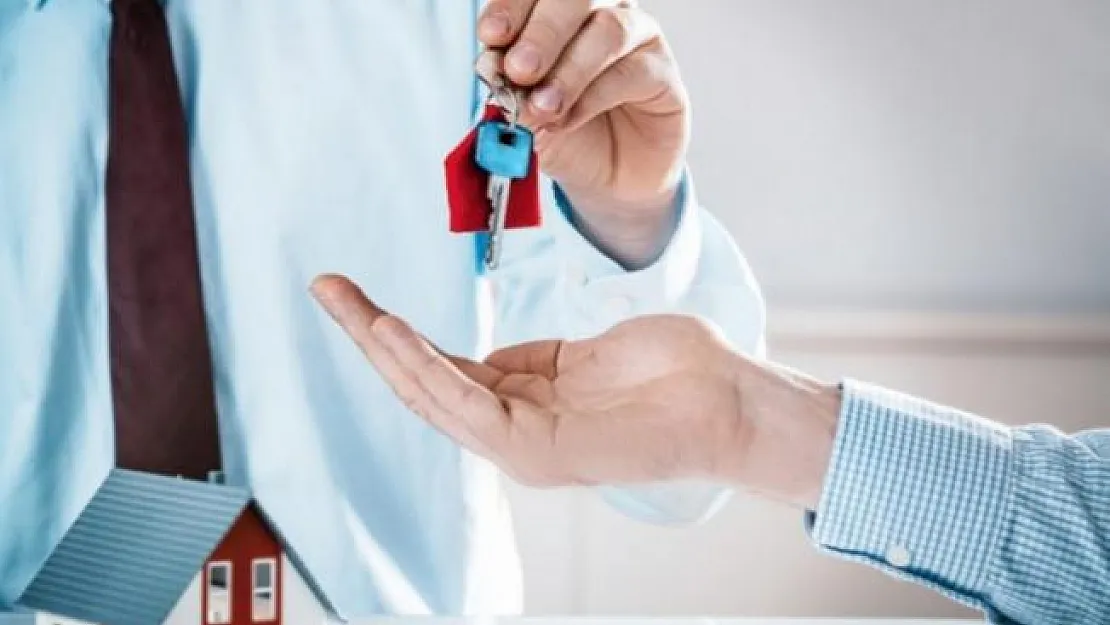 Kiralık ev arayan bekar erkekler dikkat : Ev sahibi ve emlakçıya &quotbekar erkek" cezası kesildi