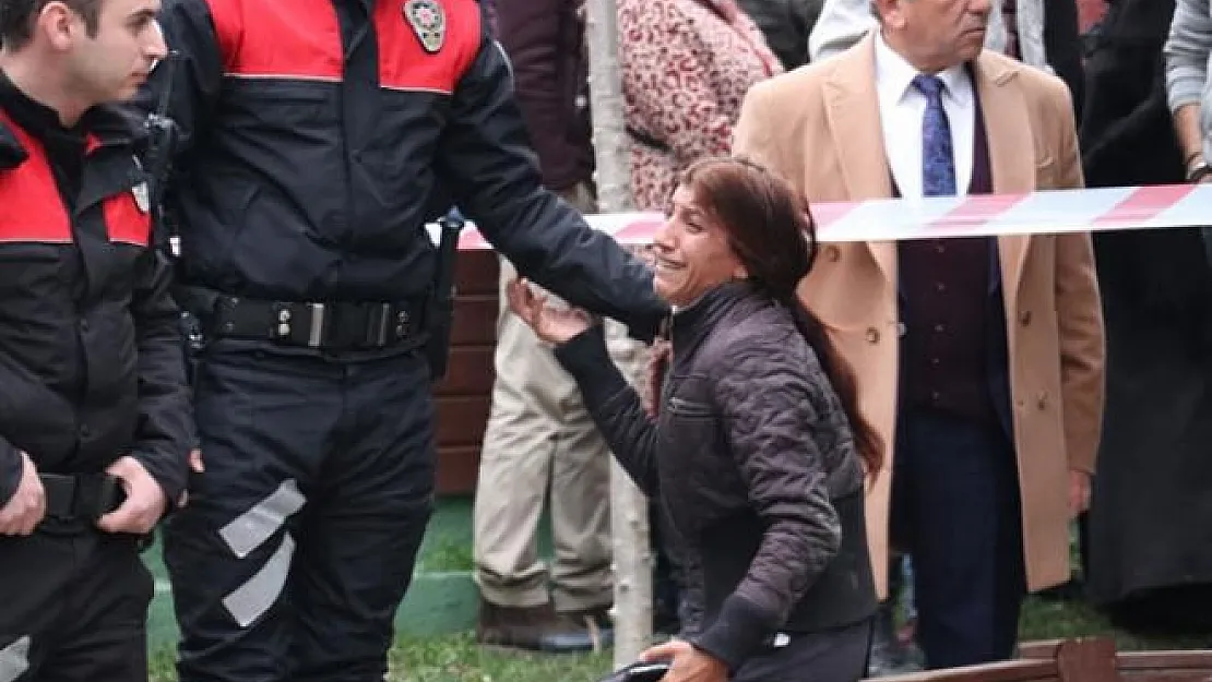 Kocaeli İzmit'te çıkan silahlı kavgada bir kişi hayatını kaybetti