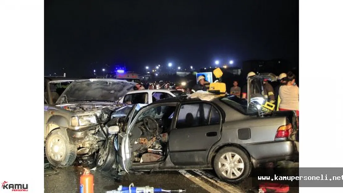 Kocaelinde Zincirleme Trafik Kazası Ölü ve Yaralılar Var