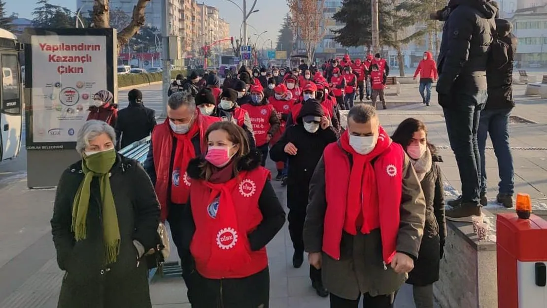 Kod 29'la işten atılanlar kıdem tazminatı, ihbar tazminatı ve işsizlik maaşı gibi haklarından da mahrum kalıyorlar!
