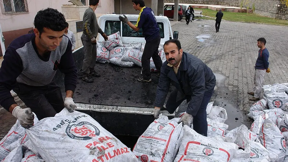 Kömür Yardımı ile ilgili flaş karar açıklandı! 81 ilde kömür yardımı yapılacak