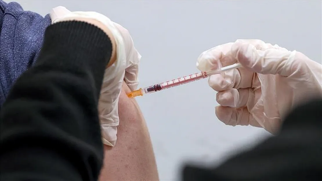 Yeni belli oldu: Koronavirüs aşısı yaptıranlar dikkat! Pfizer BioNTech aşısında son dakika