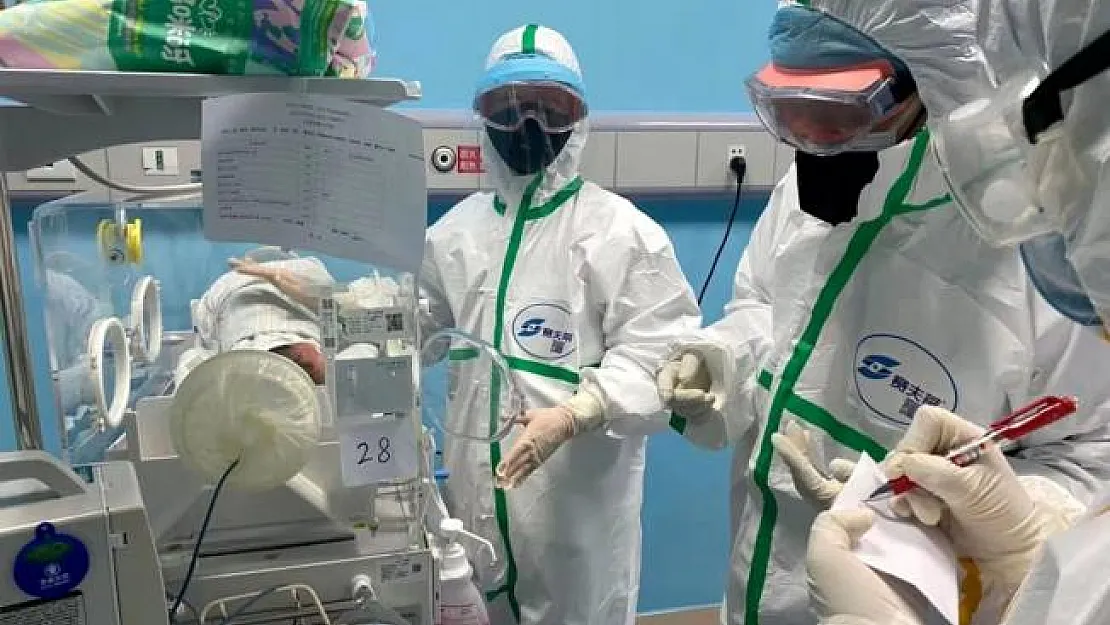 Koronavirüs nedeniyle bir bebek hayatını kaybetti
