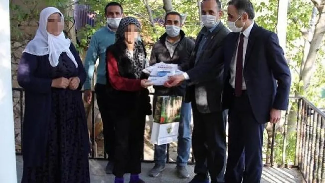 Koronavirüse yakalanan belediye başkanı ilçedeki vaka sayısını arttırdı! Kapı kapı gezdi, 30 kişiye virüs bulaştırdı!