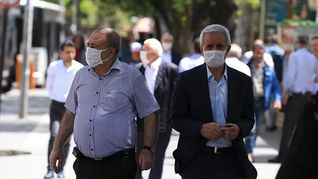 Koronavirüste korkulan oldu! 4 ilde haftalar sonra yeni vakalar çıkmaya başladı!