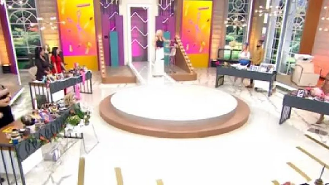 Kuaförüm Sensin kim elendi? 18 Ekim Kuaförüm Sensin puan durumu nedir?