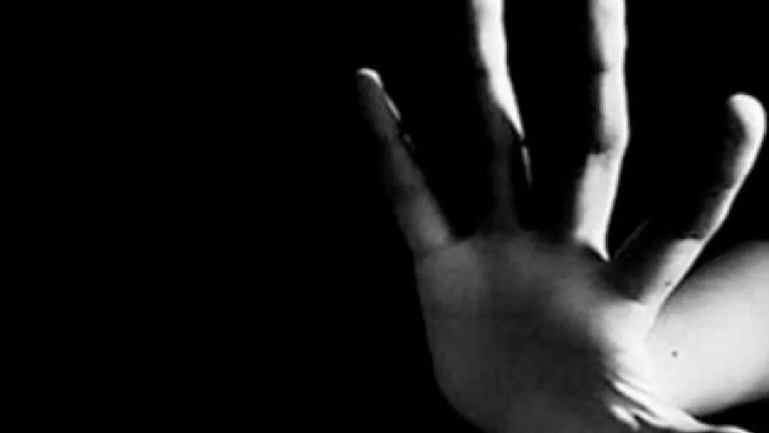 Küçükçekmece'deki 5 Yaşındaki Kız Çocuğuna Tecavüz Olayında Şok! 9 Kişi Gözaltına Alındı