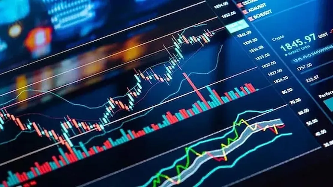 Londra Borsasında FTSE 100 Endeksi Düşüşte: Şirketlerin Kar Marjlarındaki Daralma Endişe Yaratıyor