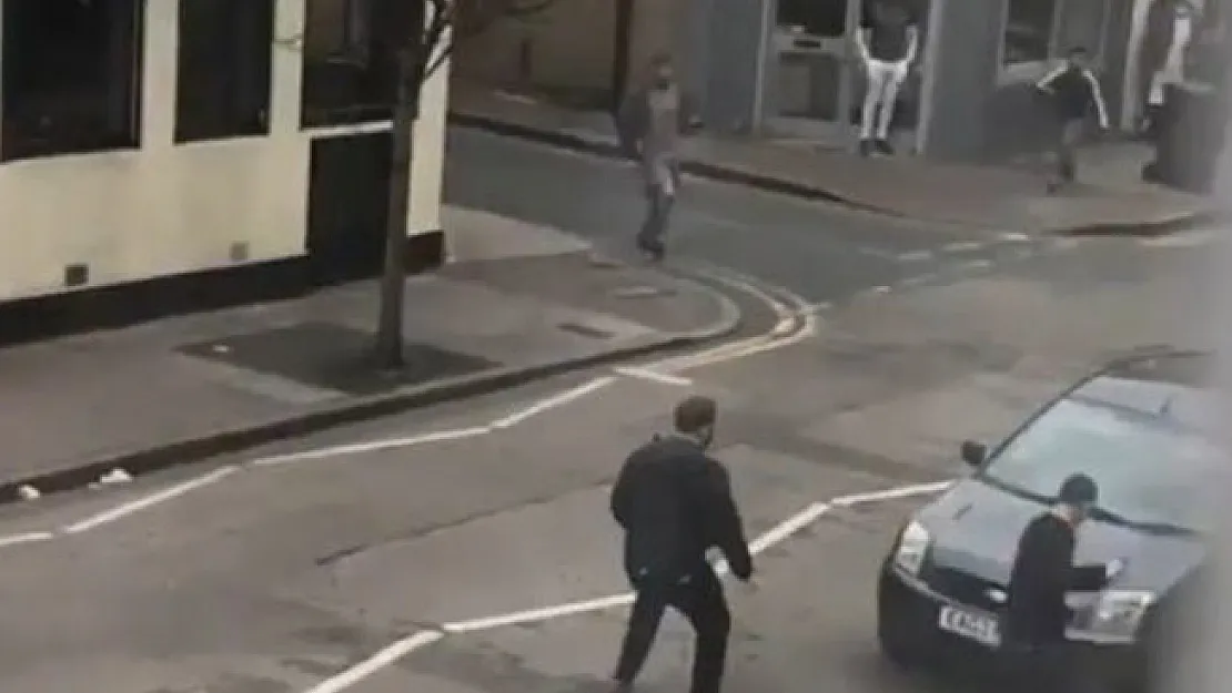 Londra'da Müslümanlara Saldırı Düzenlendi- Müslümanlara Saldırı
