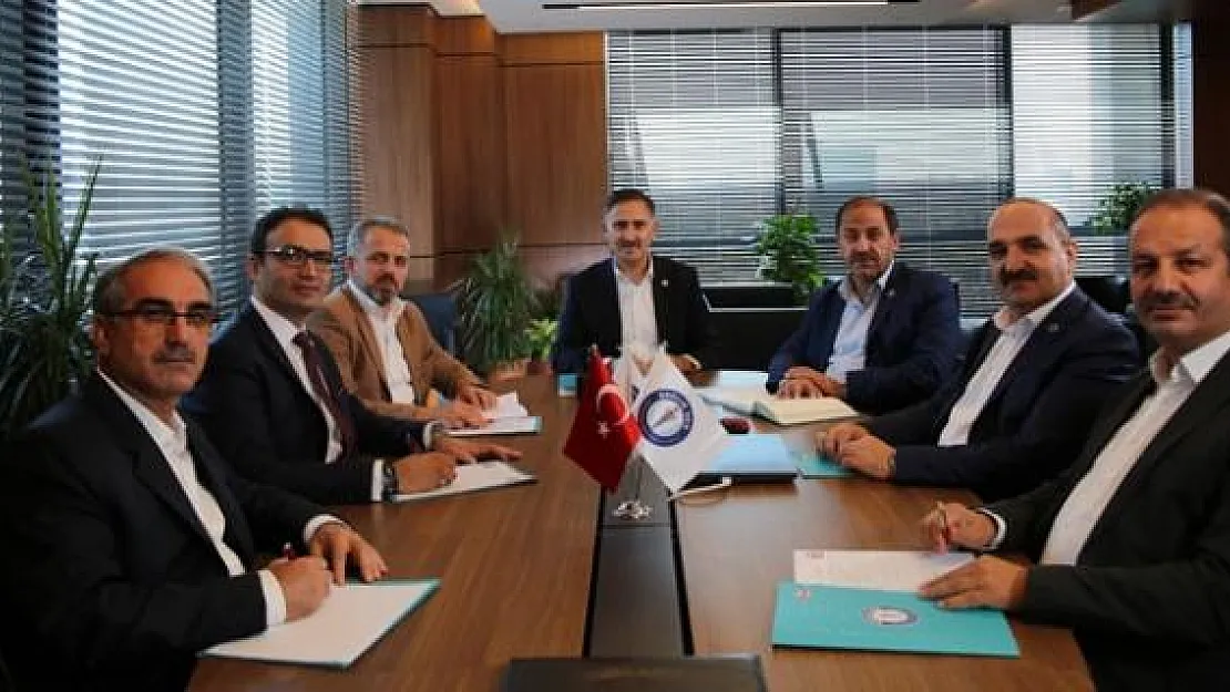 Maaşlara Yüzde 85 Zam Yapıldı Mı? Sağlık Sen'den Önemli Açıklama Geldi