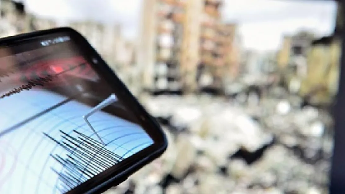 Malatya'da Peş Peşe 24 Deprem! Şehir Beşik Gibi Sallanıyor! Bakandan Can Kaybı Açıklaması!