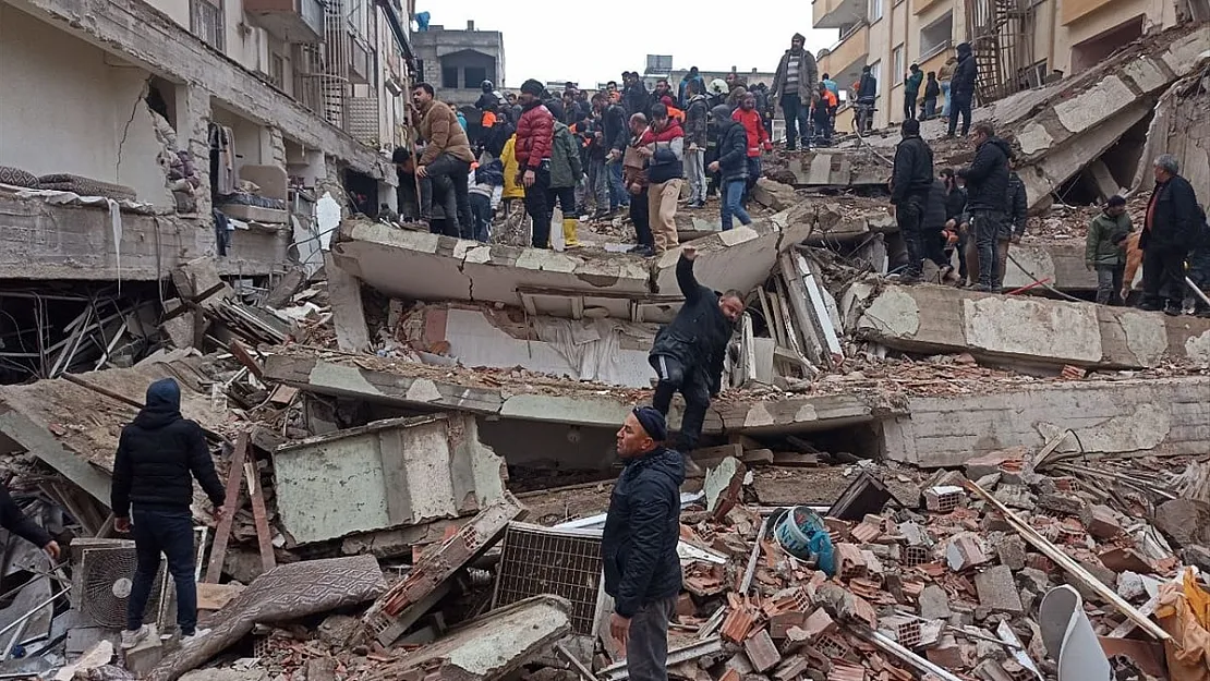 Maliye Bakanı harekete geçti! Depremi fırsata çevirenlere ceza geliyor!