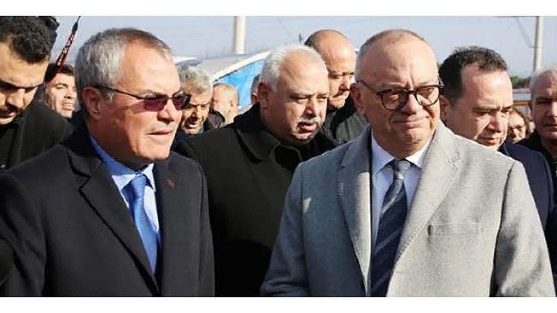 Manisa Valisi'nden deprem hasar raporunu açıklaması!