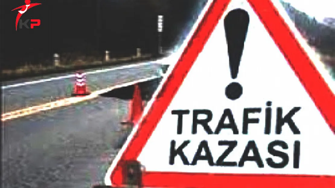 Manisa'da Bir Tır İle İşçileri Taşıyan Bir Minibüs Çarpıştı: 5 Yaralı !