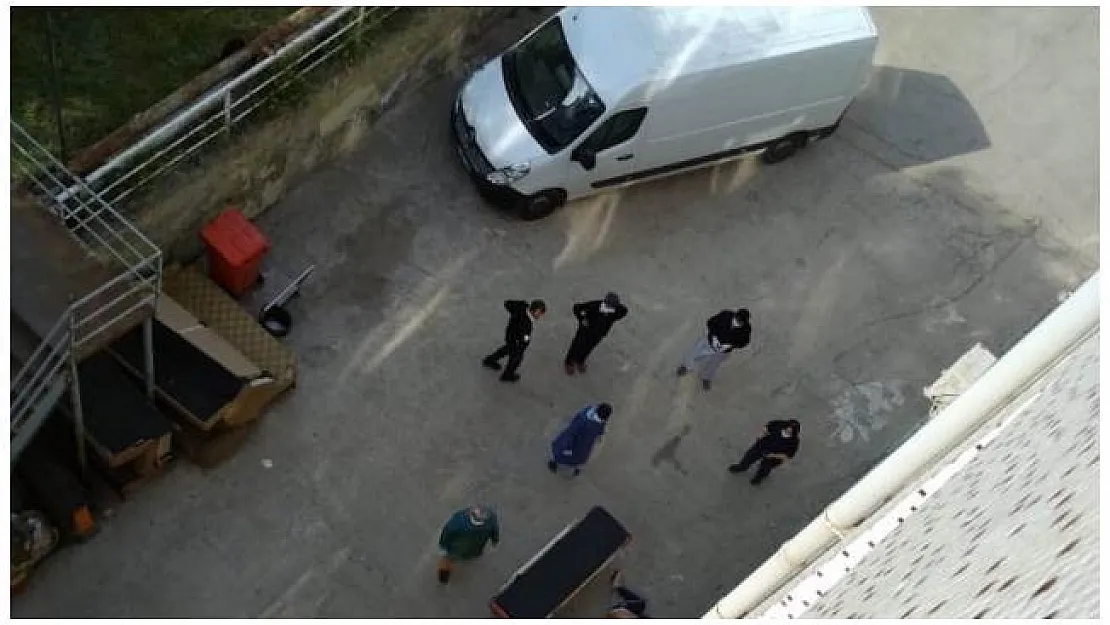 Manisa'da şoke eden olay! Koronavirüs şüphesiyle hastaneye kaldırılan vatandaş intihar etti!