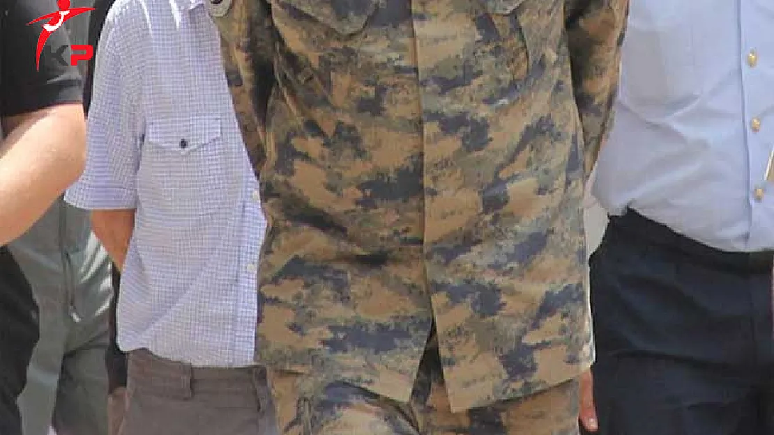 Manisa'da Yaşanan Zehirlenme Vakalarına Yönelik Flaş Gelişme! Rütbeli Askerler Gözaltına Alındı