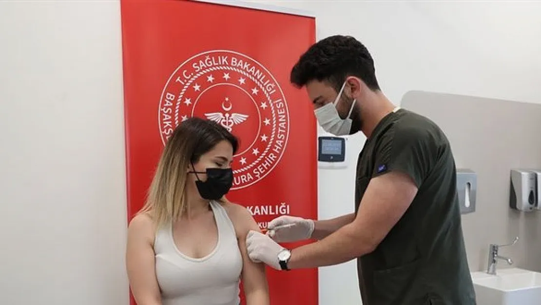Marmara Üniversitesi aşı zorunluluğu sinyali geldi!