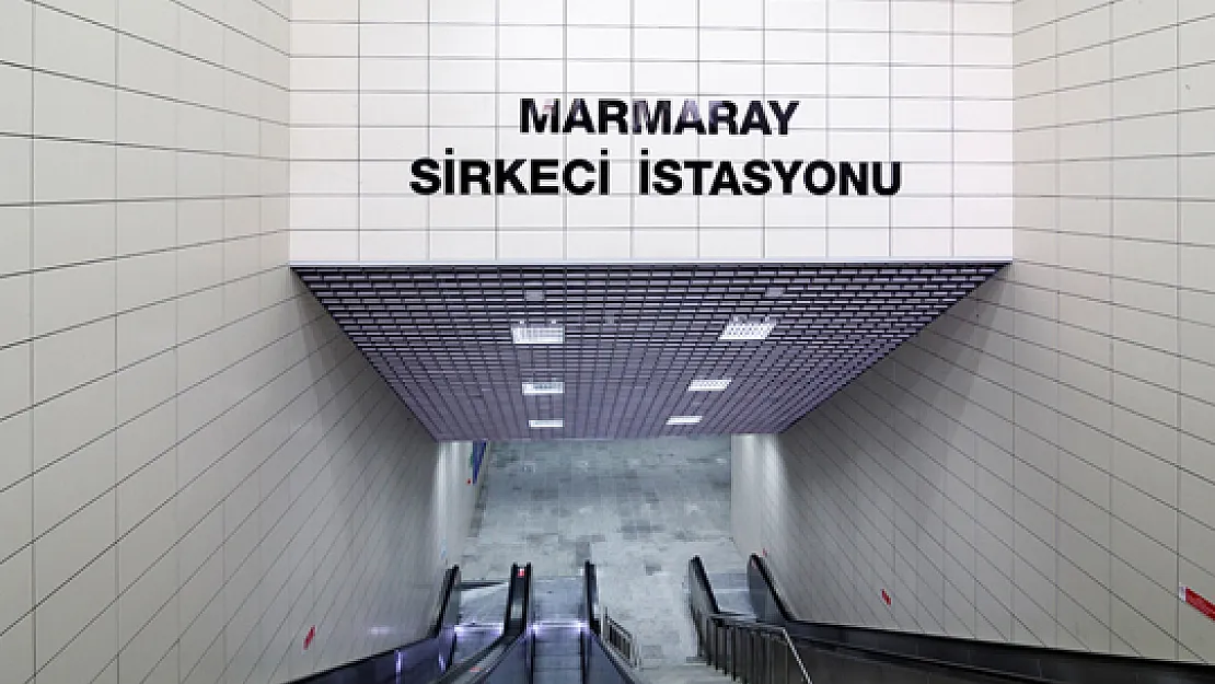 Marmaray Seferleri İptal Edildi! Olay Yerine Polis ve İtfaiye Ekipleri Sevk Edildi