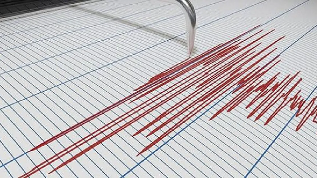 Marmariste 17:51'de Son dakika 4.5 büyüklüğünde deprem meydana geldi! Deprem İzmir'de de hissedildi
