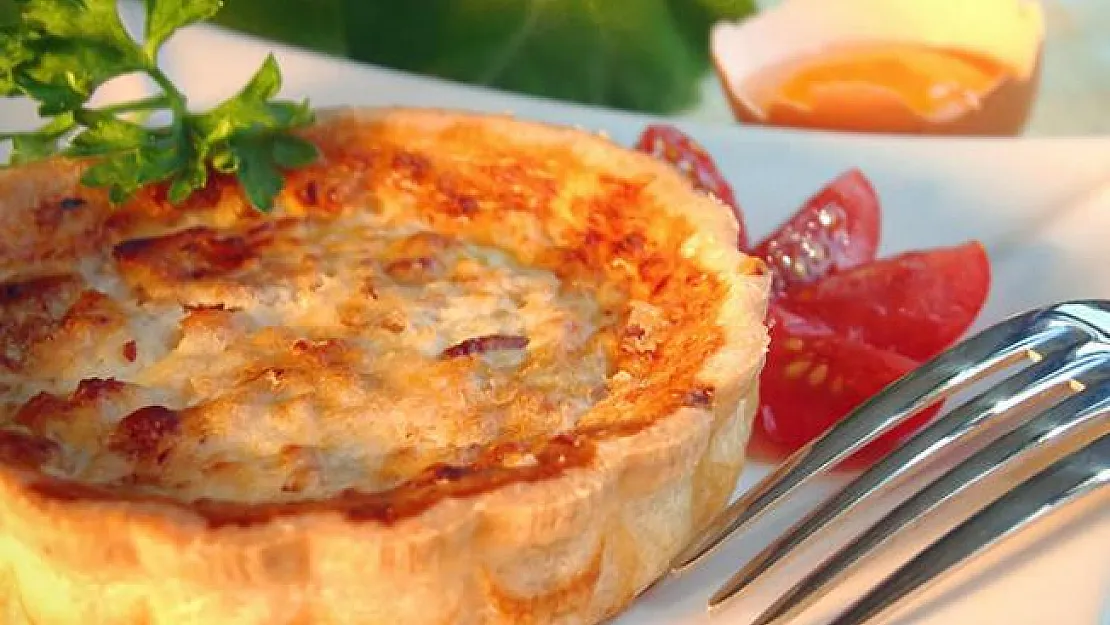 MasterChef Kişloren (Quiche Lorraine) tarifi! MasterChef Kişloren (Quiche Lorraine) tarifi ve malzemeleri! Kişloren nasıl yapılır?