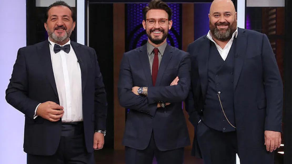 MasterChef Türkiye 2022 yarışmasında büyük gün geldi çattı herkes önlüklerini aldı! İşte MasterChef'in bu sezonki ilk 16'sı…