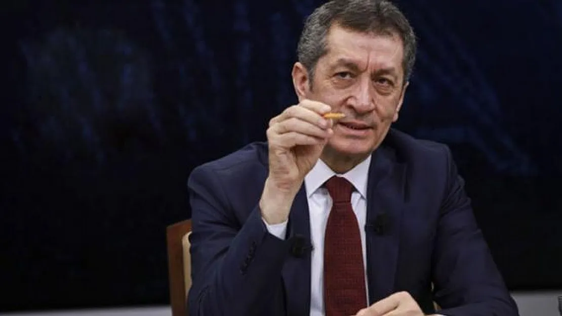 MEB Bakanı Selçuk'tan YKS'ye girecek öğrencilere müjde! YKS müfredatı açıklandı
