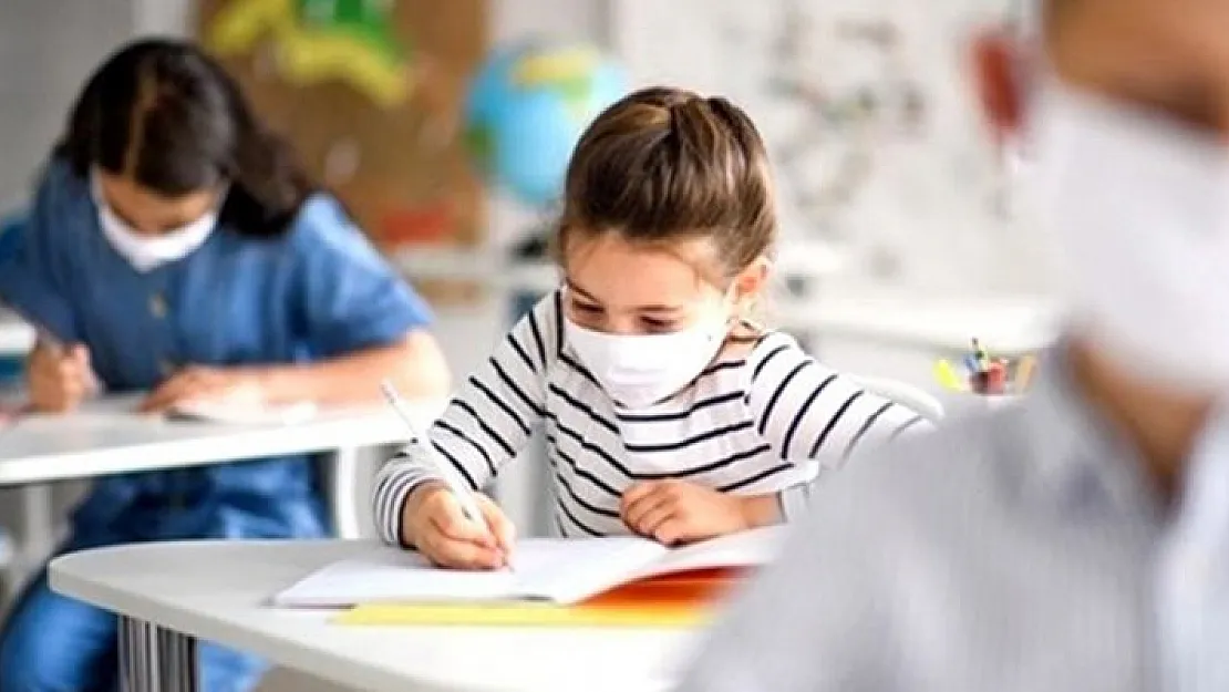 MEB son dakika kararını duyurdu! Okullarda tatil takvimi sonunda netleşti: 26 gün sonra okullar kapanıyor