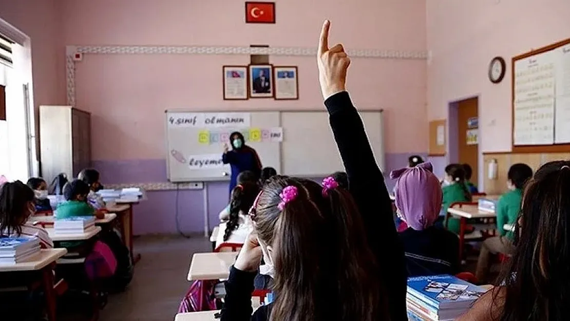 Öğrenci ve veliler dikkat! Milli Eğitim Bakanlığı'ndan 24 Nisan duyurusu geldi