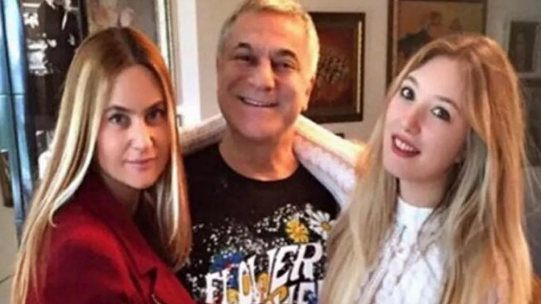 Mehmet Ali Erbil'in kızı Yasmin Erbil verdiği pozla gündeme geldi!